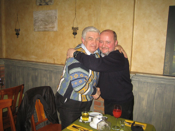 12.	Приглашение и поздравления приняты. Шеф согласен!