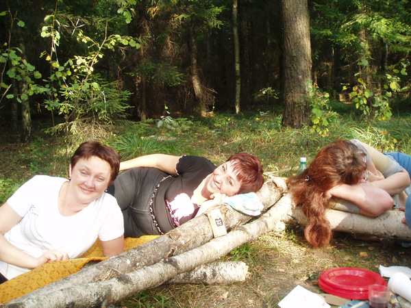 Девчонки притомились…