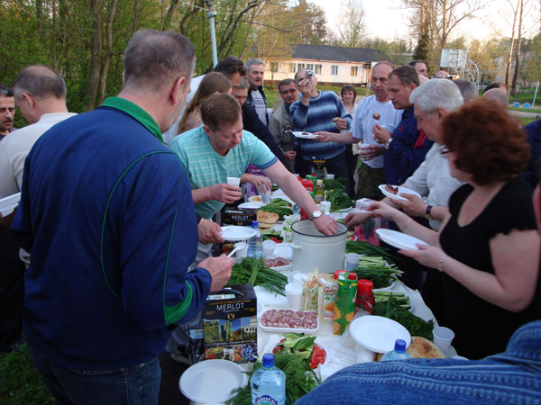 9.05. Застолье 