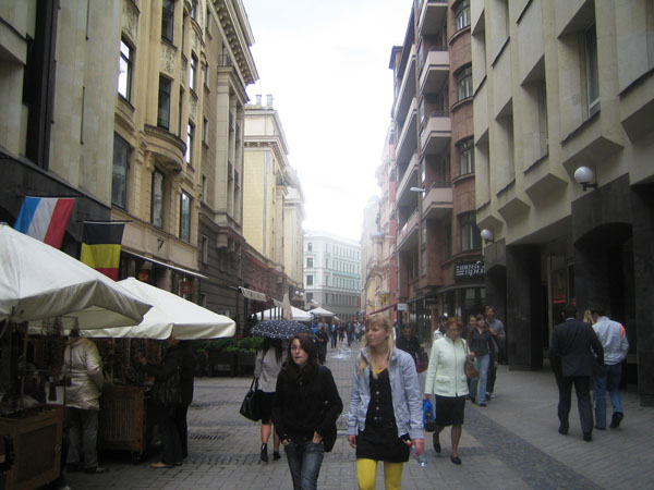 3.Старая Рига. Ул. Вальню (там где ЦУМ). 