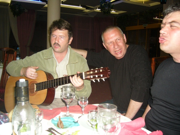 Безруков с ребятами 93-го года выпуска