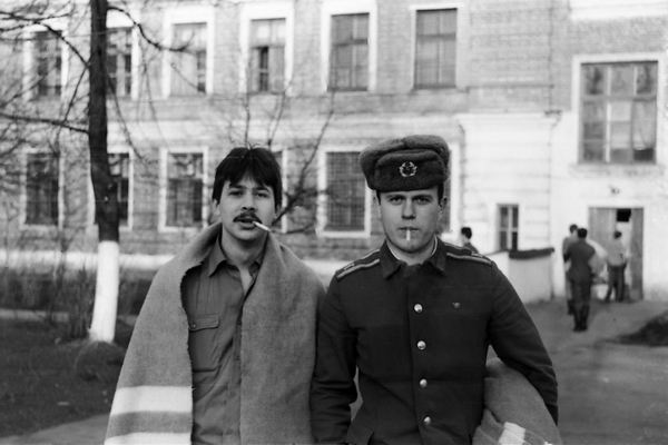 А.Масленко учится курить 03.82г