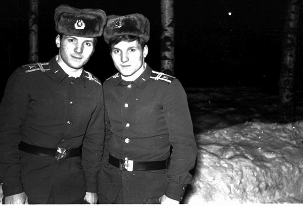 Курсанты СД-88 — братья Кубышкины Валентин и Михаил