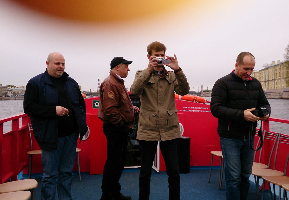 Фотосессия на палубе. Екимов, Ремизов, Куртаев, Равиньш