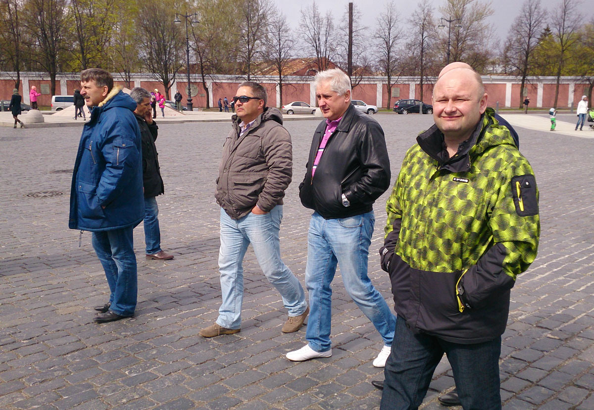 На прогулке в Крондштате. Итченко, Стародумов, Клещев, Букреев