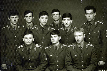 Ковтун, Пащенко, Ремизов, Еманов, Клюев, Гольдварг, внизу: Букреев, Сосов, Боронин