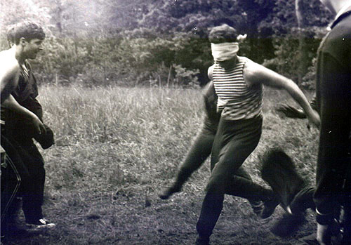 На природе. Слева Константинов, справа - Екимов (БЗМ)