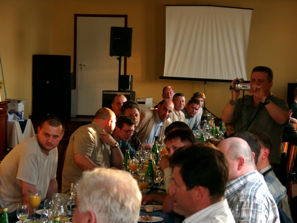 И был там стол