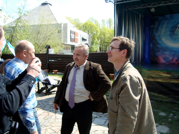 У рыбацкого подворья