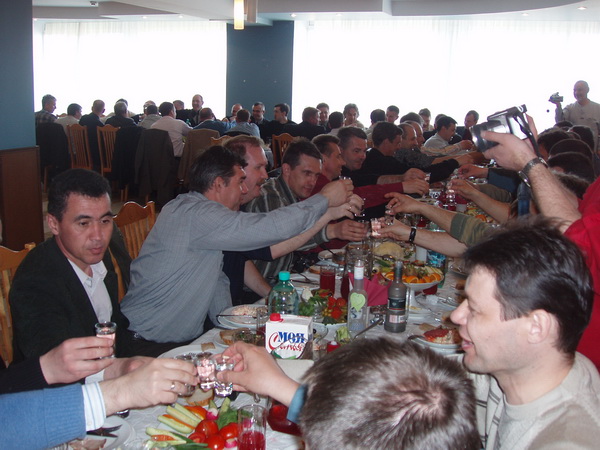 ...за что выпить,…