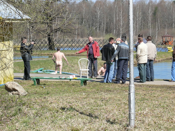 ой, Вань, гляди какие клоуны…