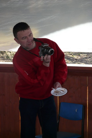 приходится изловчиться...