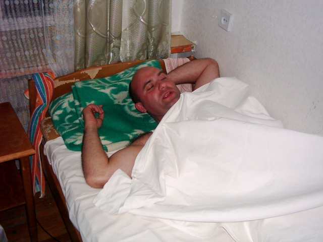 -…дайте хоть часок вздремнуть…