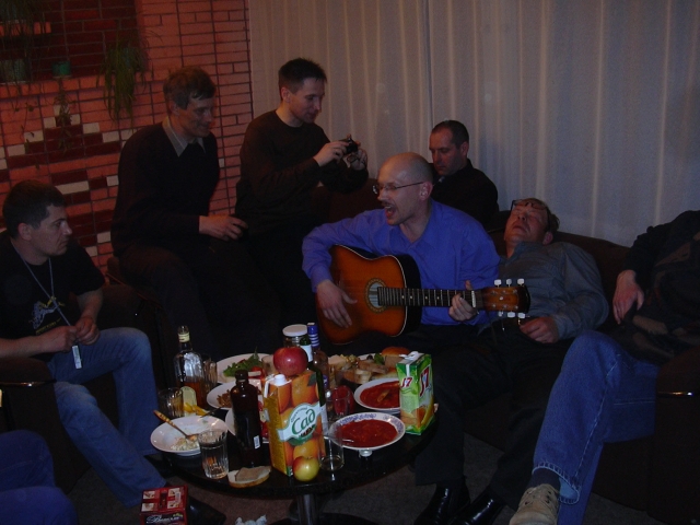 Армия учила спать и не только под песни.