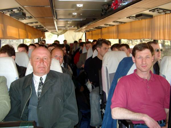 3 Мая, утро. Автобус увозит нас из СКАЗКИ, которая пролетела, как одно мгновение, обратно на вокзал…